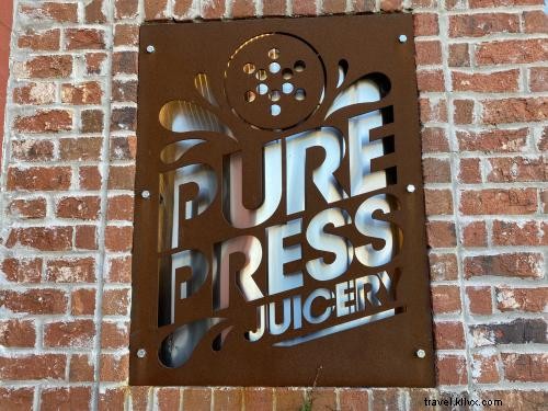 Purifique com Pure Press Juicery! 