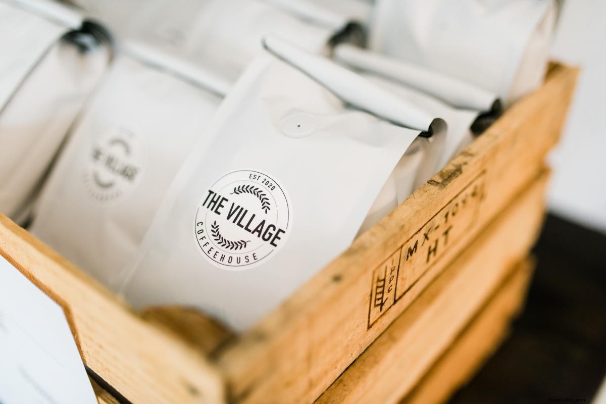 The Village Coffeehouse:il nuovo caffè di Downtown Sulphur 