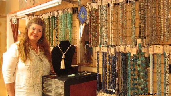 Bonheur pratique :perles Yayi, Gemmes, et Galerie 
