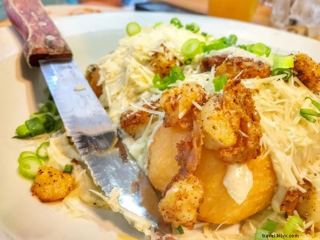 Tempat Makan dan Minum yang Layak Instagram di Danau Charles 