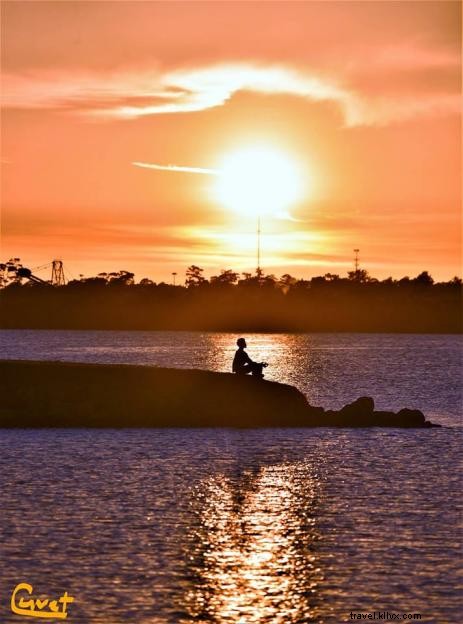 12 Tempat Terbaik untuk Menyaksikan (dan Memotret) Matahari Terbenam di Danau Charles 