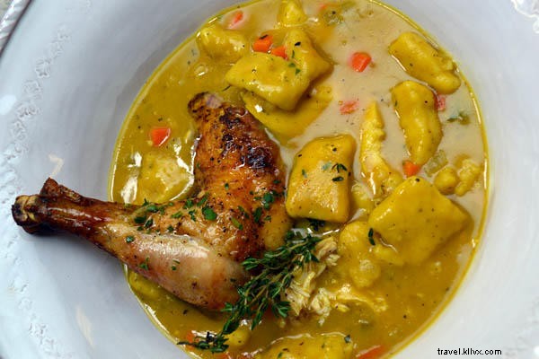 #EatSWLA :Dumplings au poulet et au babeurre et à la semoule de maïs 