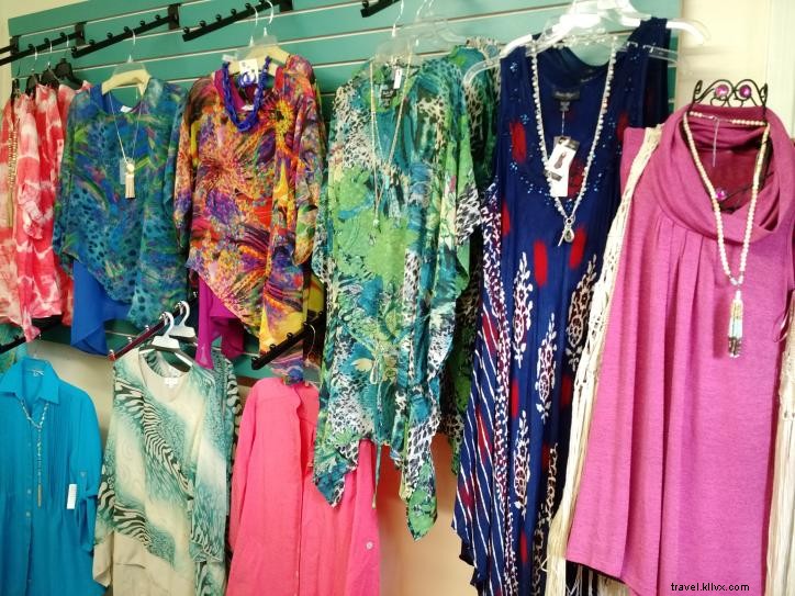 6 butiques de moda do sudoeste da Louisiana para visitar nesta primavera 
