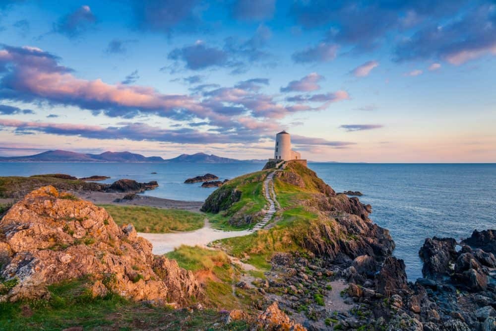 22 tempat terindah untuk dikunjungi di Wales 