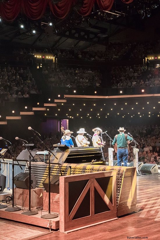 Visitando o Grand Ole Opry de Nashville:coisas a saber antes de ir 