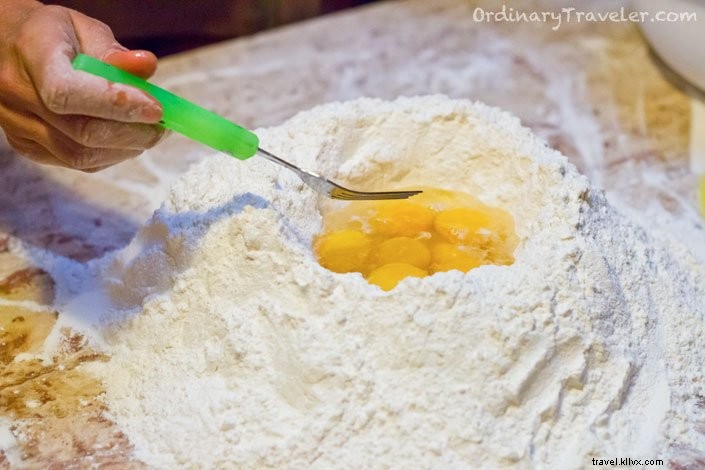 Cara Membuat Pasta dari Awal — Di Italia! 