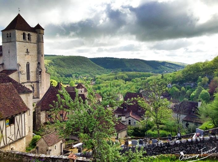 Saint-Cirq-Lapopie :le plus beau village de France ?