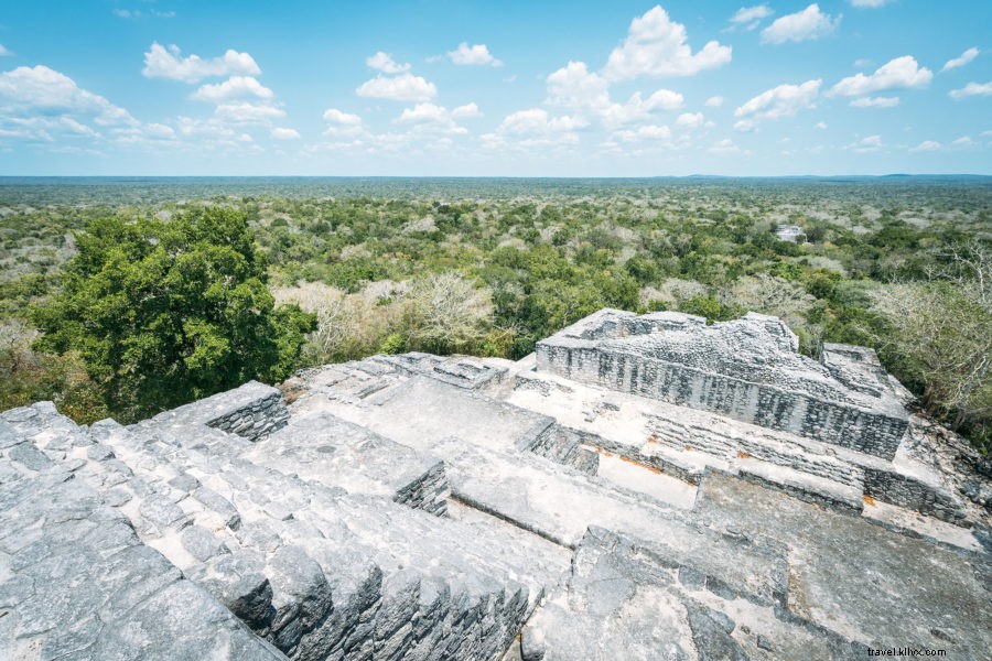 Visitare le rovine Maya nascoste di Calakmul in Messico