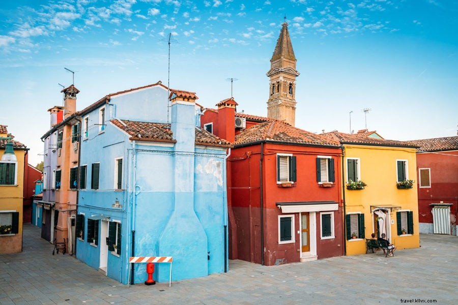 Se perdendo em Burano:a ilha do arco-íris da Itália