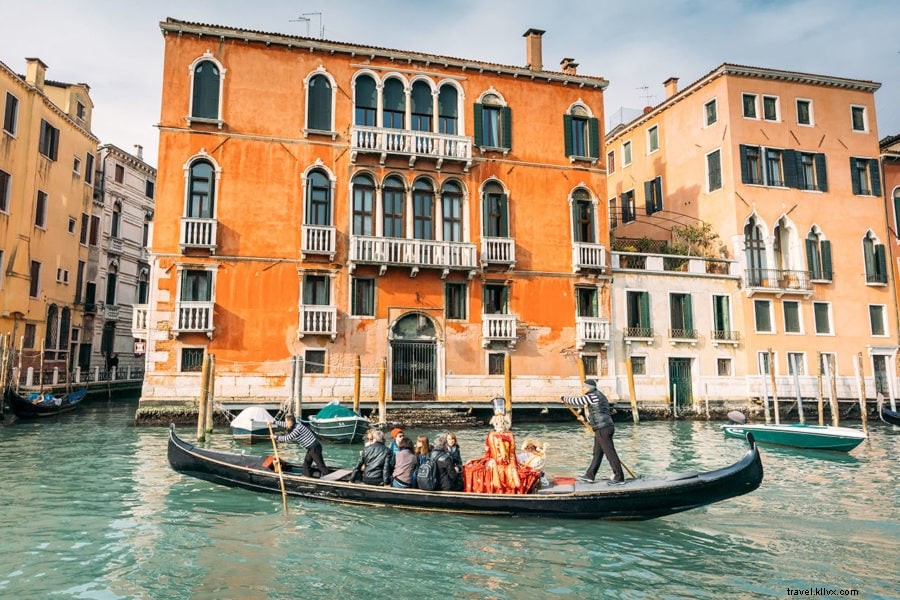 Consejos para alquilar una góndola en Venecia (más algo de historia)