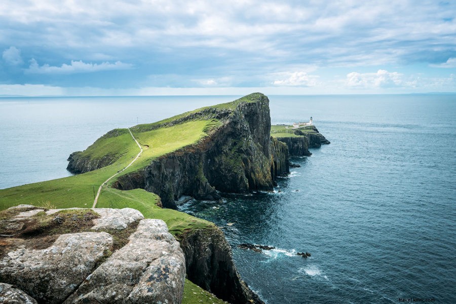 スカイ島：スコットランドの妖精の国（ロードトリップガイド）