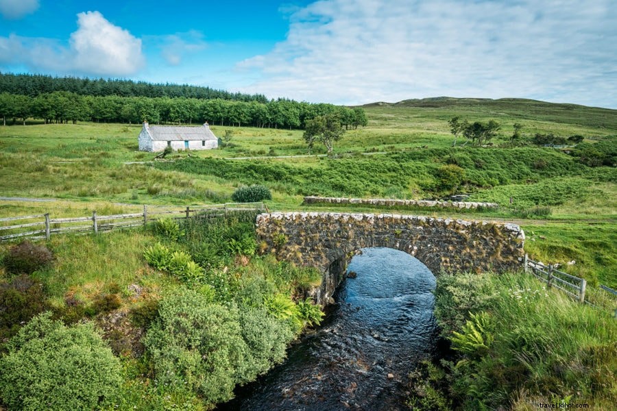 Isle Of Skye:Negeri Peri Skotlandia (Panduan Perjalanan Darat)