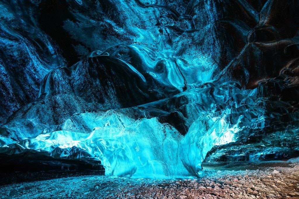 Forteresse de la solitude :visite des grottes de glace de cristal d Islande