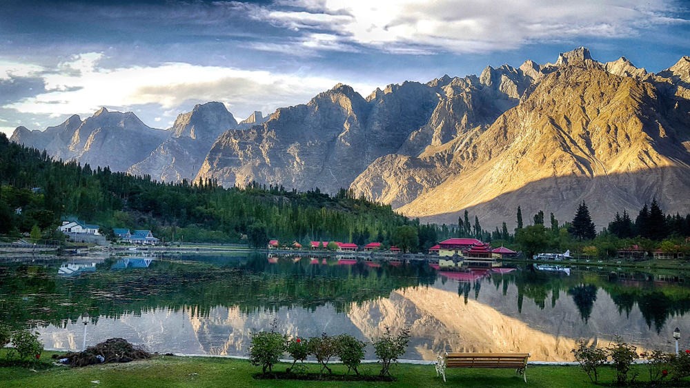 16 tempat terindah untuk dikunjungi di Pakistan