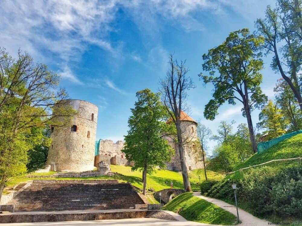ラトビアで訪問する最も美しい場所の12