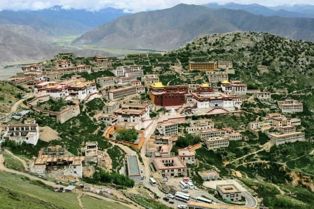 チベットで訪問する最も美しい場所のトップ15