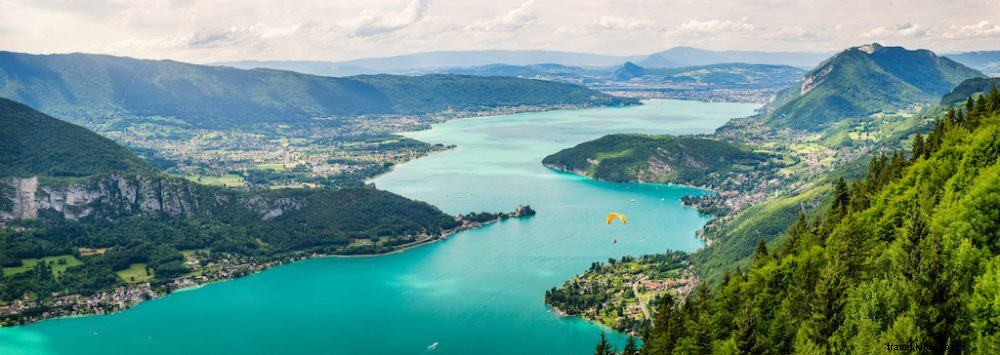 ヨーロッパで訪問する最も美しい湖のトップ20