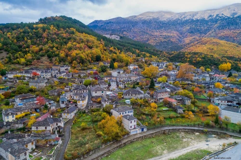 Top 10 desa murni tercantik di Yunani