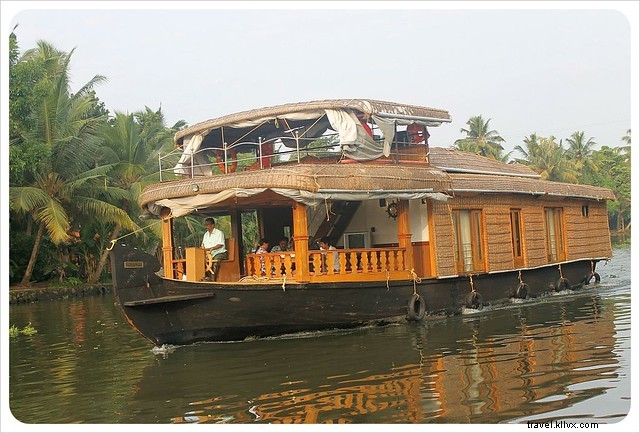 Come prenotare una casa galleggiante in Kerala