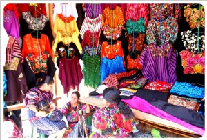 Vai oltre:il mercato di Chichicastenango