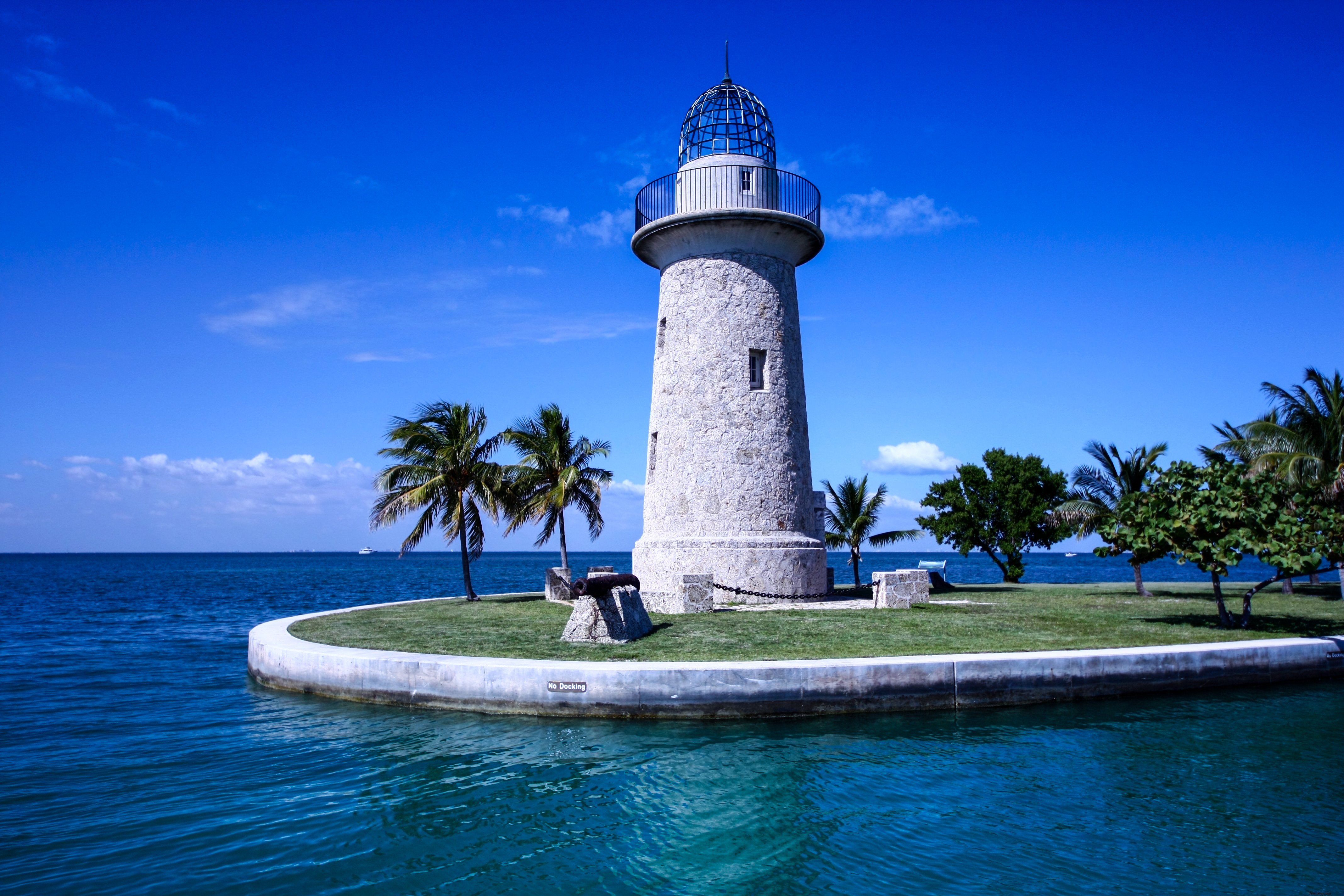 Una breve guida al noleggio di yacht a Miami