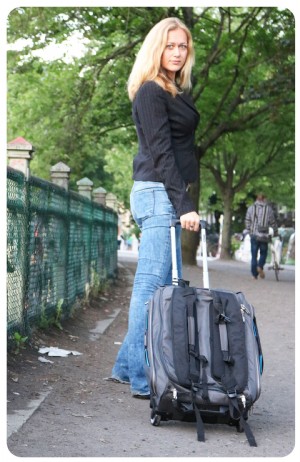 Carry-On Travel:Cara Memilih Tas + Giveaway Rise Gear yang Tepat