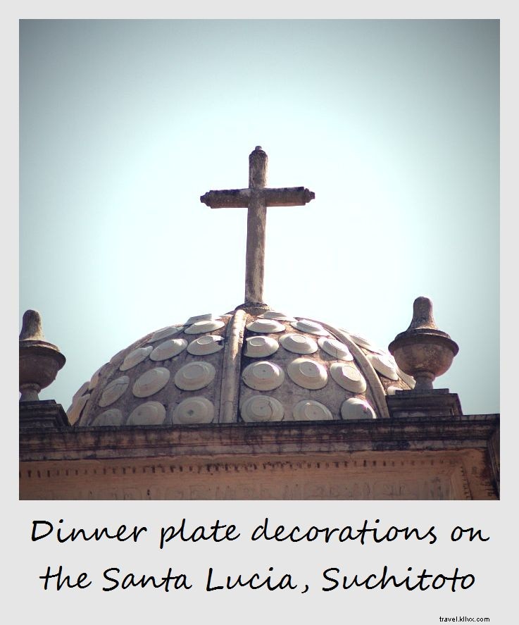 Polaroid de la semana:decoraciones de platos en el Santa Lucia, Suchitoto