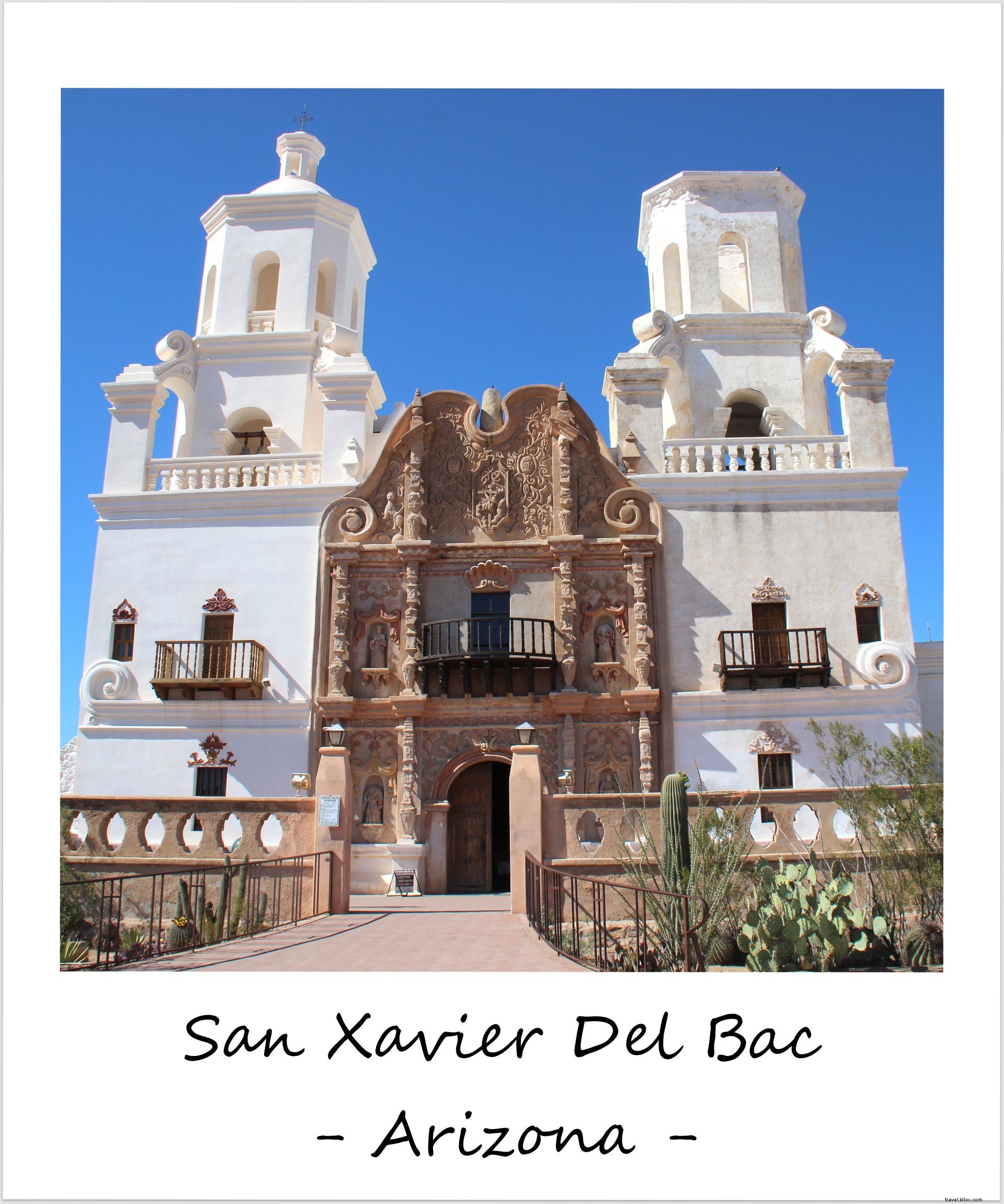Polaroid de la semana:San Xavier del Bac - una misión colonial española en el sur de Arizona