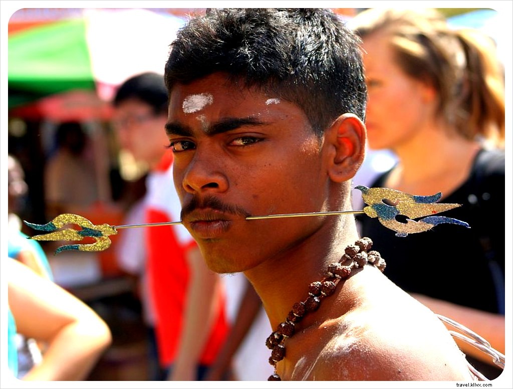 ペナンのタイプーサム：痛みを伴うヒンドゥー教の伝統の信じられないほどの画像