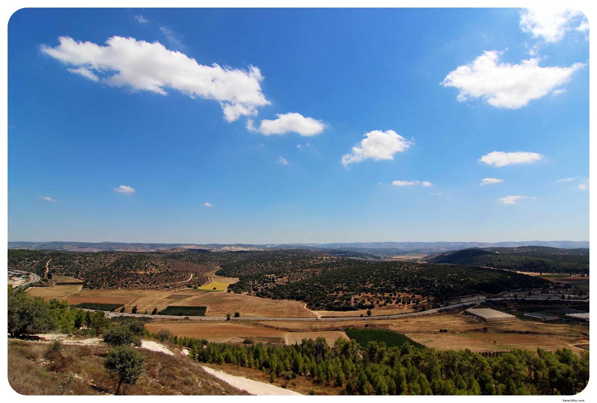 イスラエルの冒険旅行：国道のハイキング（パートII）