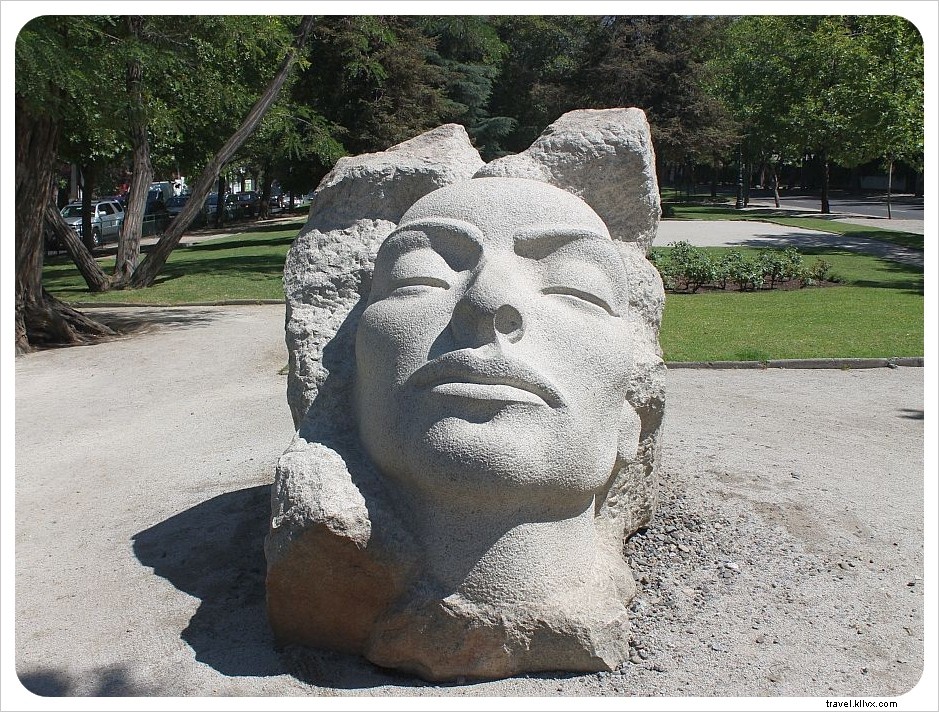 サンティアゴの彫刻–フォトエッセイ