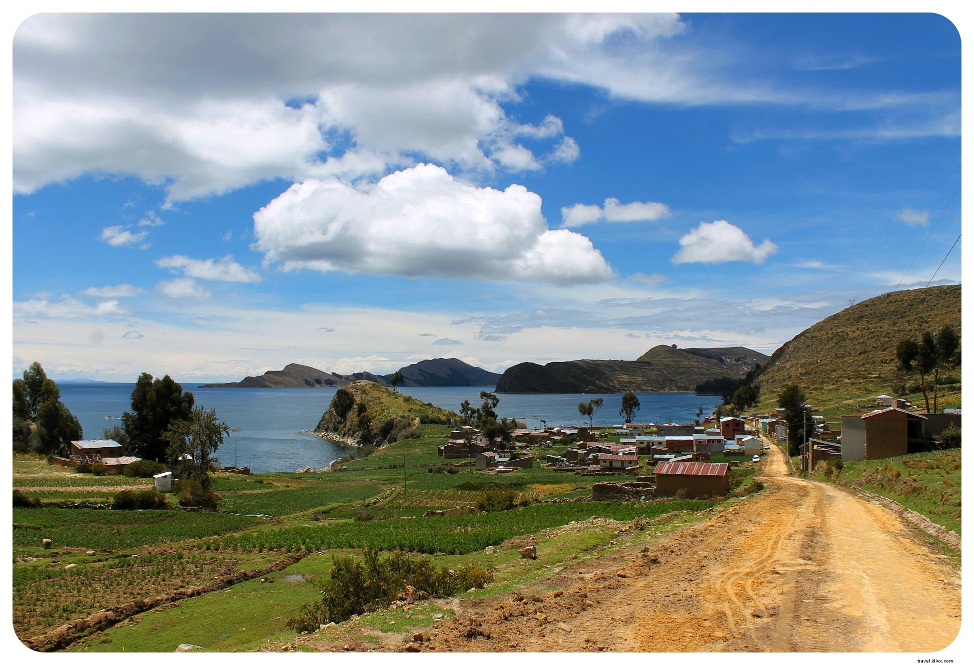 Au bord du lac Titicaca :à la découverte de la Bolivie rurale lors d une randonnée de 20 km