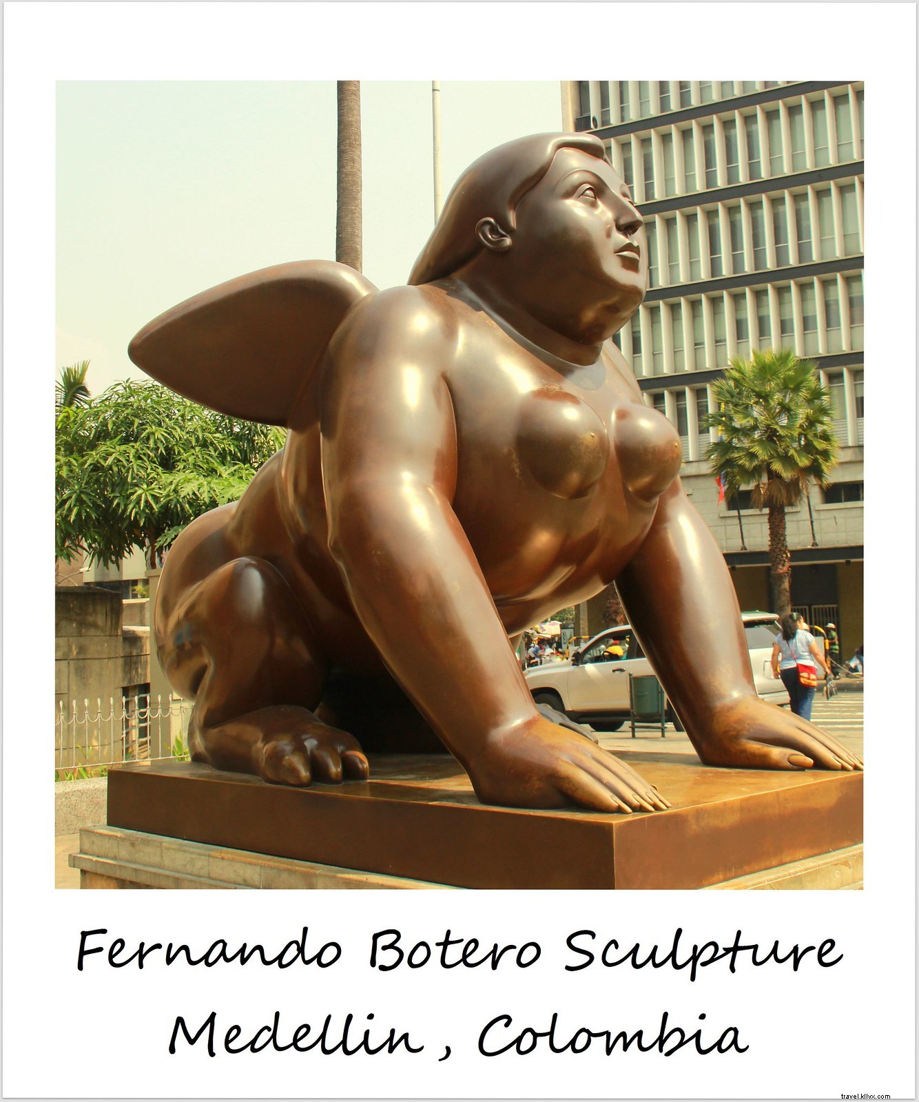 Polaroid della settimana:Botero mi rende felice | Medellin, Colombia