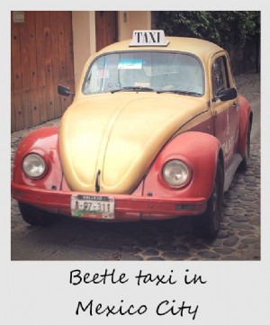 Polaroid de la semana:taxi Beetle en la Ciudad de México