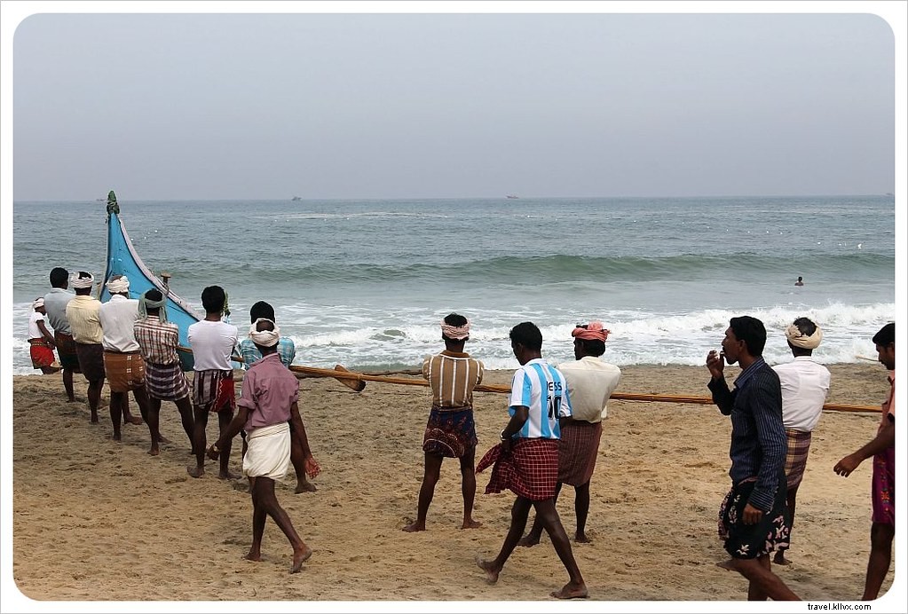 La dura vita dei pescatori del sud dell India