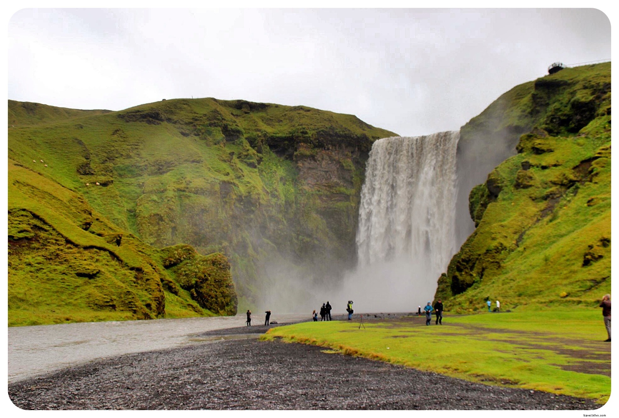 Tiga Alasan Mengapa Road Trip adalah Cara Terbaik untuk Melihat Islandia