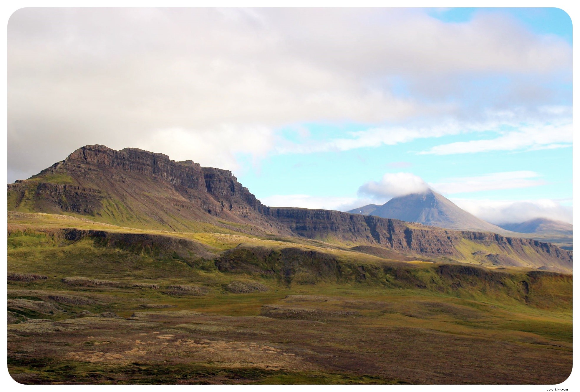 最も壮大なアイスランドロードトリップ、 パートIII：アイスランド北部のハイライト