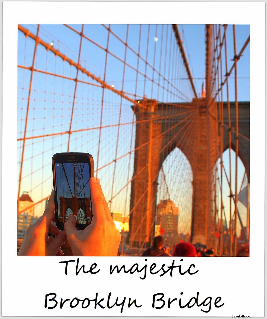 Polaroid della settimana:scattando sul ponte di Brooklyn