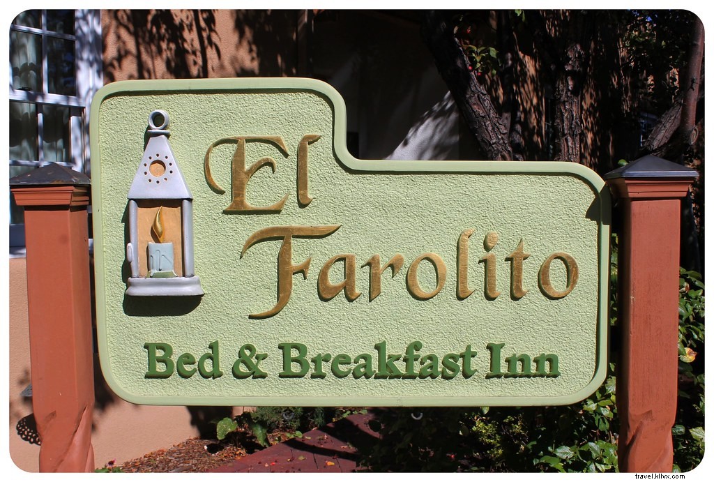 サンタフェに滞在する場所、 ニューメキシコ|エルファロリートベッドアンドブレックファーストホテルレビュー