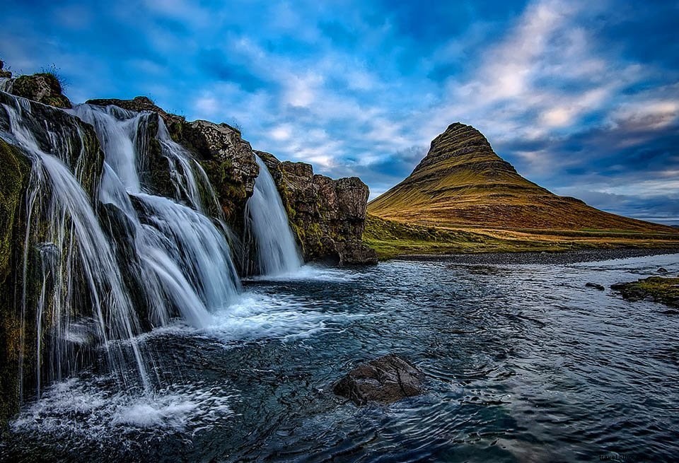 車でアイスランドを旅する