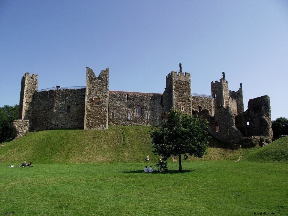 Descobrindo 13 belos e antigos castelos britânicos na Inglaterra