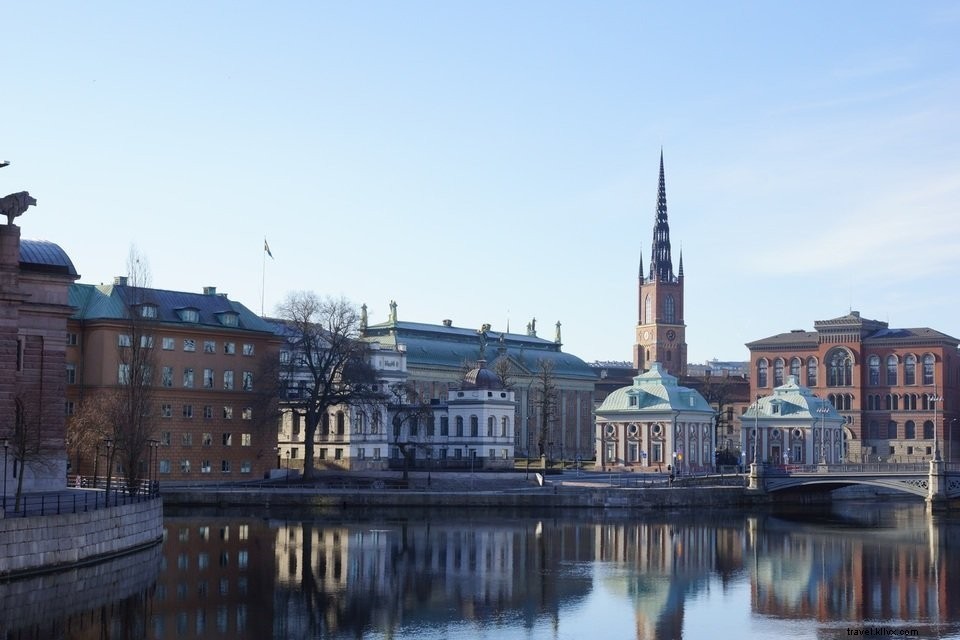 Apresentando Estocolmo:guia de viagem com lugares interessantes