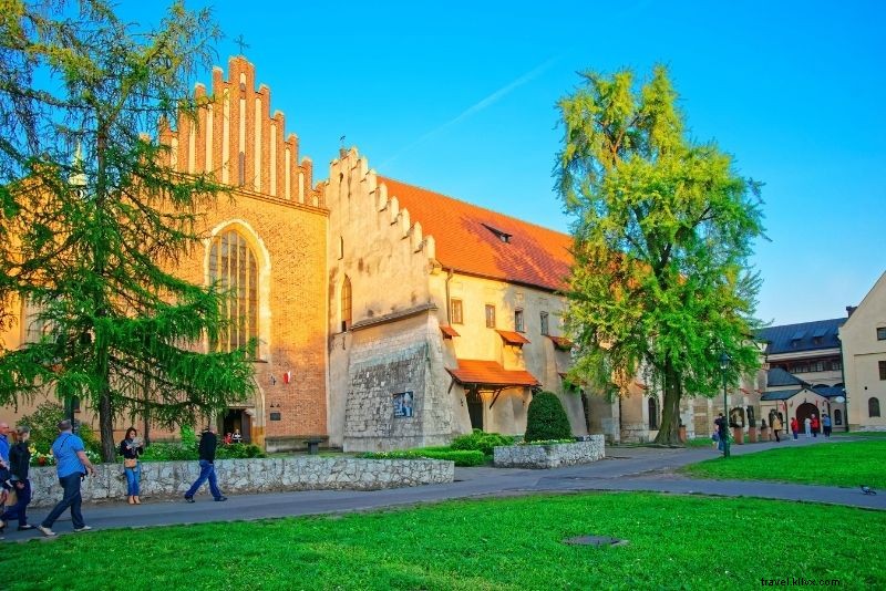 55 Hal Seru &Tidak Biasa yang Dapat Dilakukan di Krakow, Polandia
