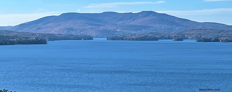 ダートマス-スナピー湖地域で紅葉を捉える9つのスポット 