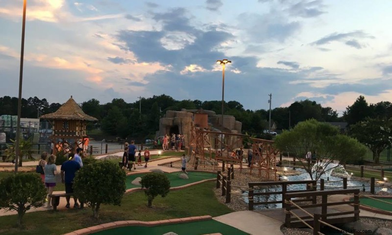 Minigolf e parco divertimenti di Salty Harbour 