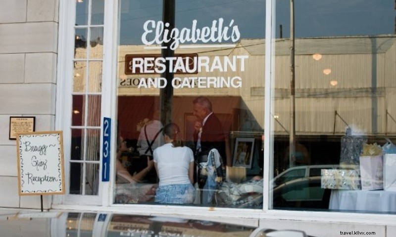 Elizabeth s Restaurant &Traiteur 