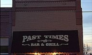 Past Times Bar &Grill 