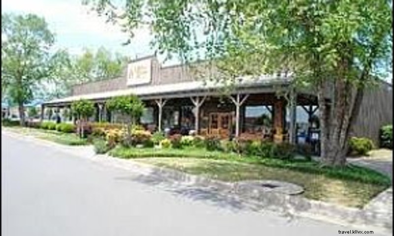 Cracker Barrel Old Country Store 
