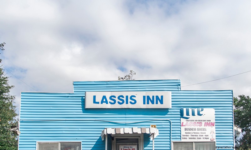 Lassis Inn 