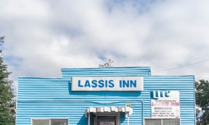 Lassis Inn 